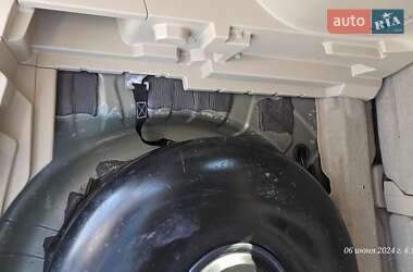 Внедорожник / Кроссовер Nissan Rogue 2014 в 