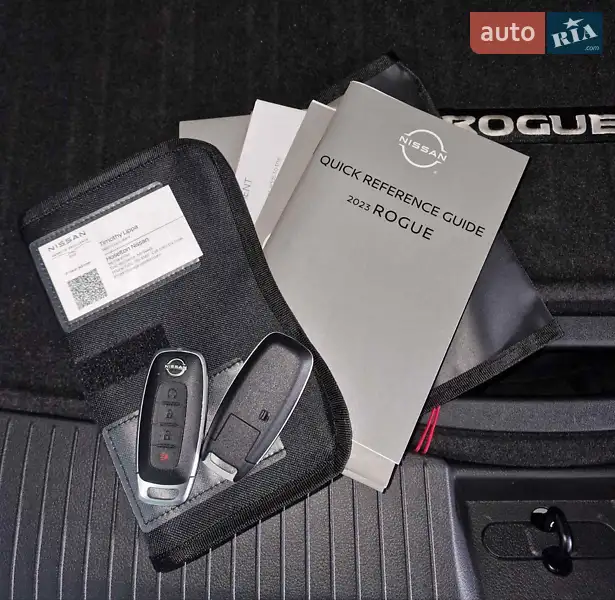 Внедорожник / Кроссовер Nissan Rogue 2023 в Киеве документ