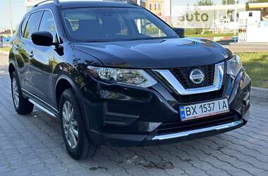 Внедорожник / Кроссовер Nissan Rogue 2019 в Хмельницком