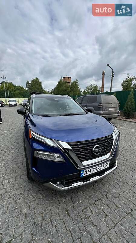 Позашляховик / Кросовер Nissan Rogue 2020 в Коростишеві