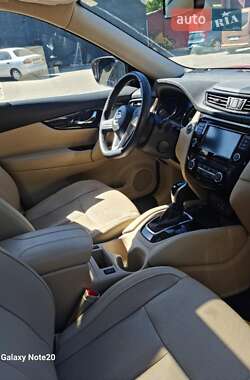 Позашляховик / Кросовер Nissan Rogue 2020 в 
