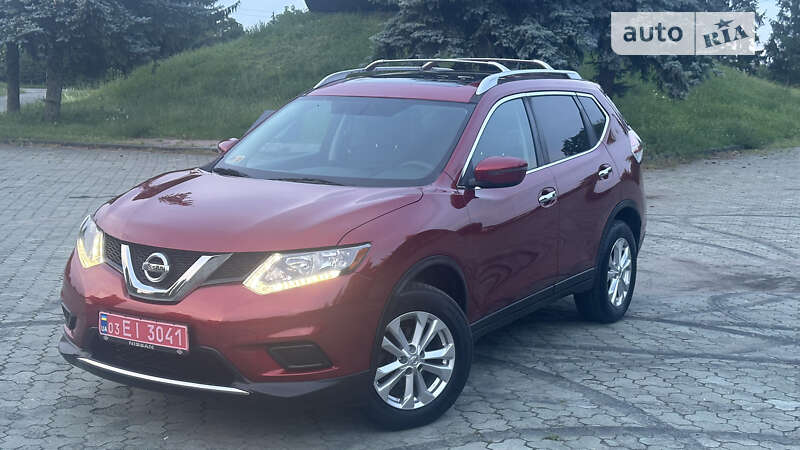 Внедорожник / Кроссовер Nissan Rogue 2016 в Дубно