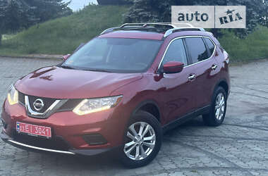 Внедорожник / Кроссовер Nissan Rogue 2016 в Дубно