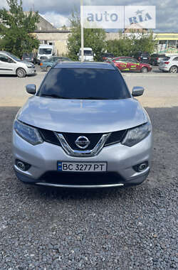 Внедорожник / Кроссовер Nissan Rogue 2014 в Львове