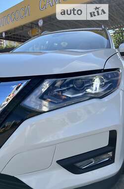 Позашляховик / Кросовер Nissan Rogue 2018 в Броварах