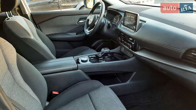 Позашляховик / Кросовер Nissan Rogue 2021 в Вишневому фото 14 Позашляховик / Кросовер Nissan Rogue 2021 в Вишневому