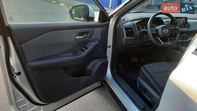 Позашляховик / Кросовер Nissan Rogue 2021 в Вишневому фото 21 Позашляховик / Кросовер Nissan Rogue 2021 в Вишневому