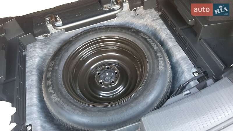 Позашляховик / Кросовер Nissan Rogue 2021 в Вишневому фото 31 Позашляховик / Кросовер Nissan Rogue 2021 в Вишневому