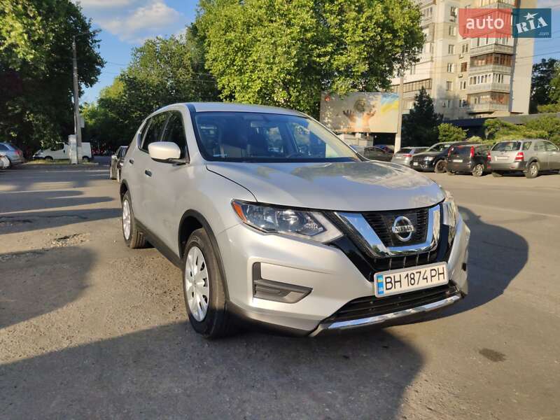 Внедорожник / Кроссовер Nissan Rogue 2017 в Одессе