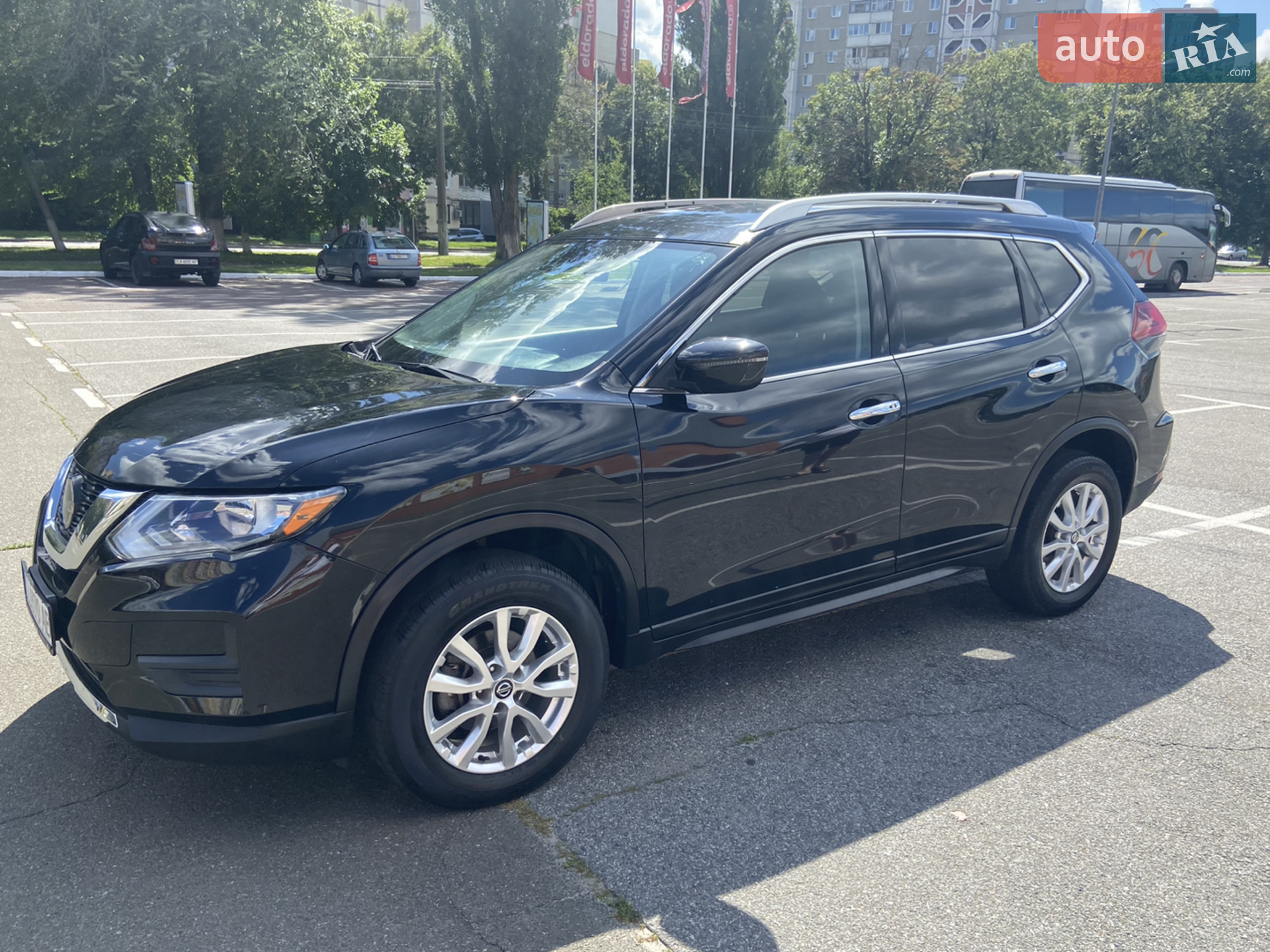 2020 Nissan Rogue - мініатюра 2