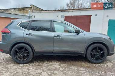 Позашляховик / Кросовер Nissan Rogue 2017 в 
