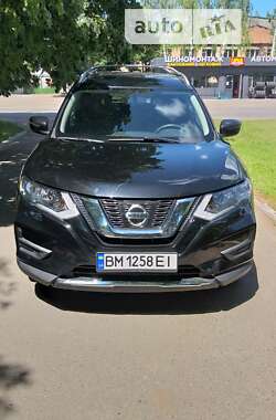 Позашляховик / Кросовер Nissan Rogue 2017 в Ромнах