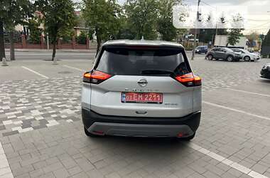 Внедорожник / Кроссовер Nissan Rogue 2021 в Ровно