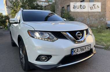 Позашляховик / Кросовер Nissan Rogue 2016 в Києві