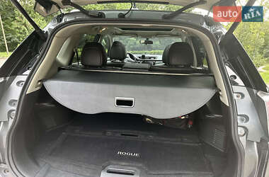 Позашляховик / Кросовер Nissan Rogue 2014 в Києві