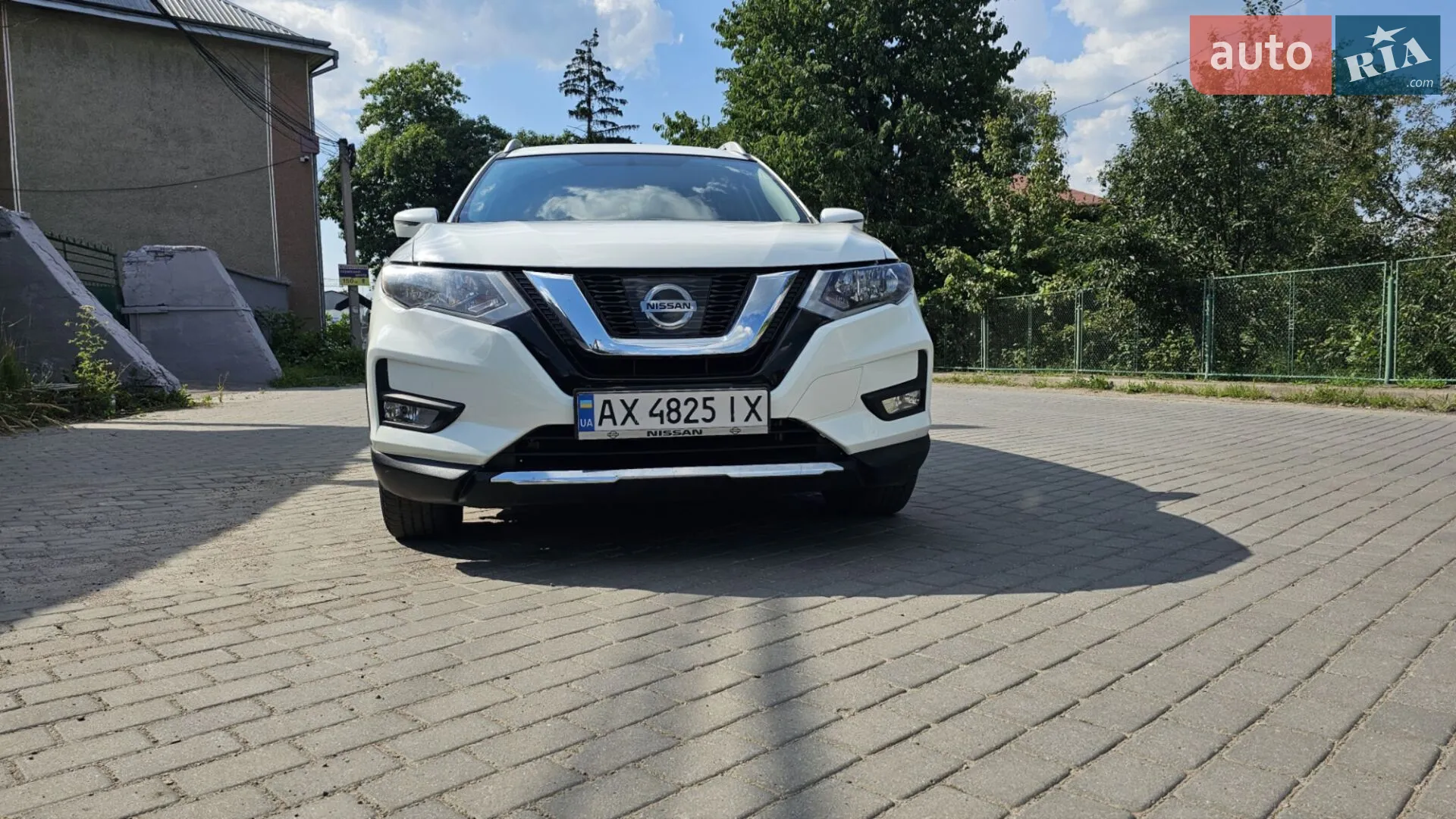 2017 Nissan Rogue - мініатюра 2