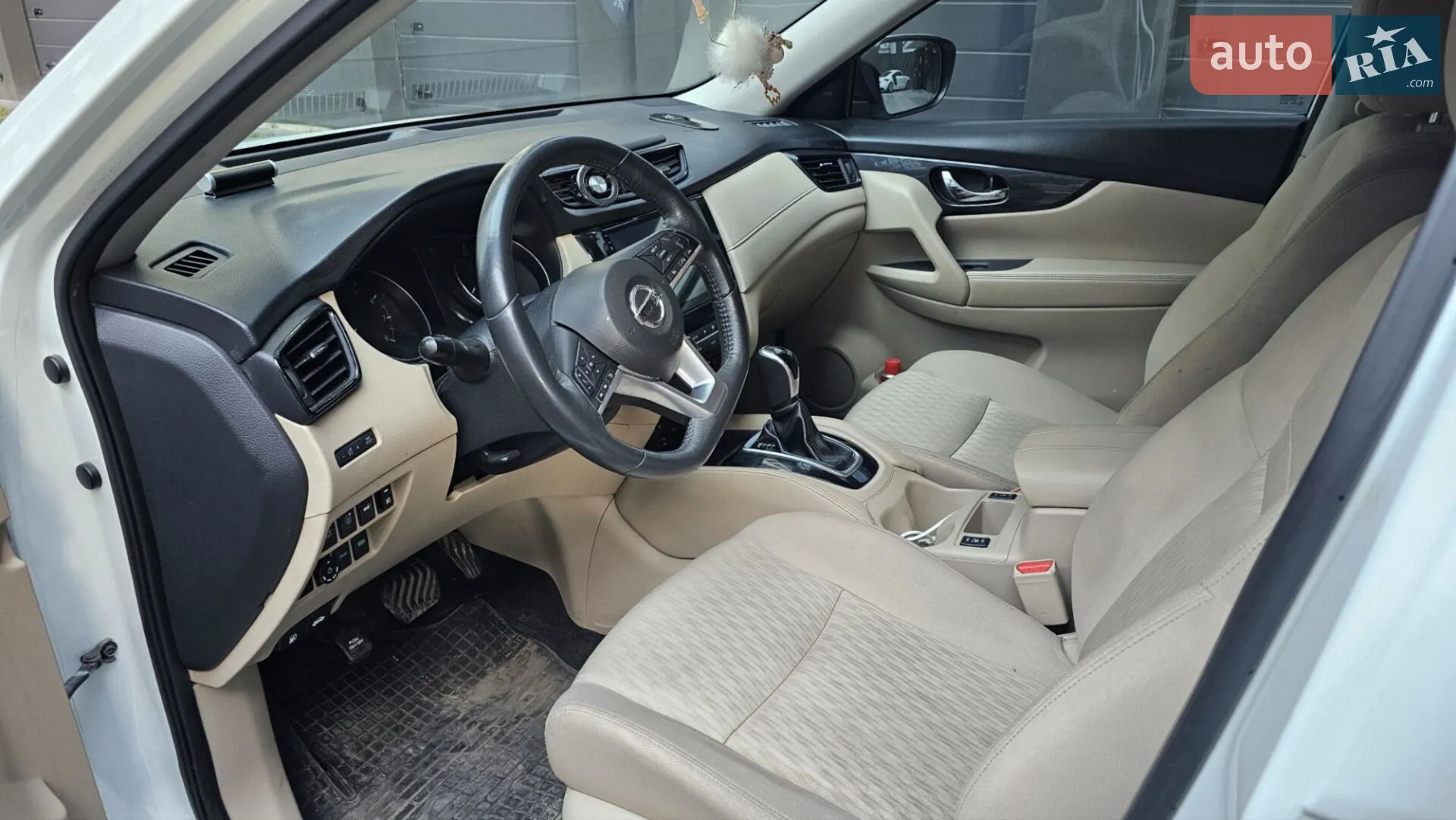 2017 Nissan Rogue - мініатюра 18