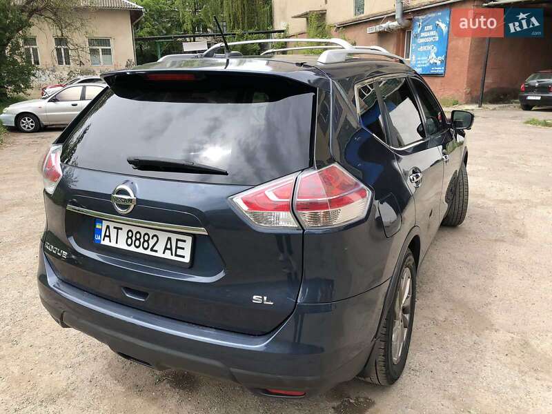 Внедорожник / Кроссовер Nissan Rogue 2015 в Ивано-Франковске