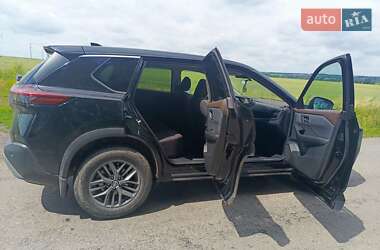 Внедорожник / Кроссовер Nissan Rogue 2021 в Киеве