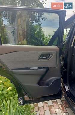 Внедорожник / Кроссовер Nissan Rogue 2021 в Киеве