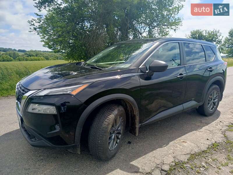 Внедорожник / Кроссовер Nissan Rogue 2021 в Киеве