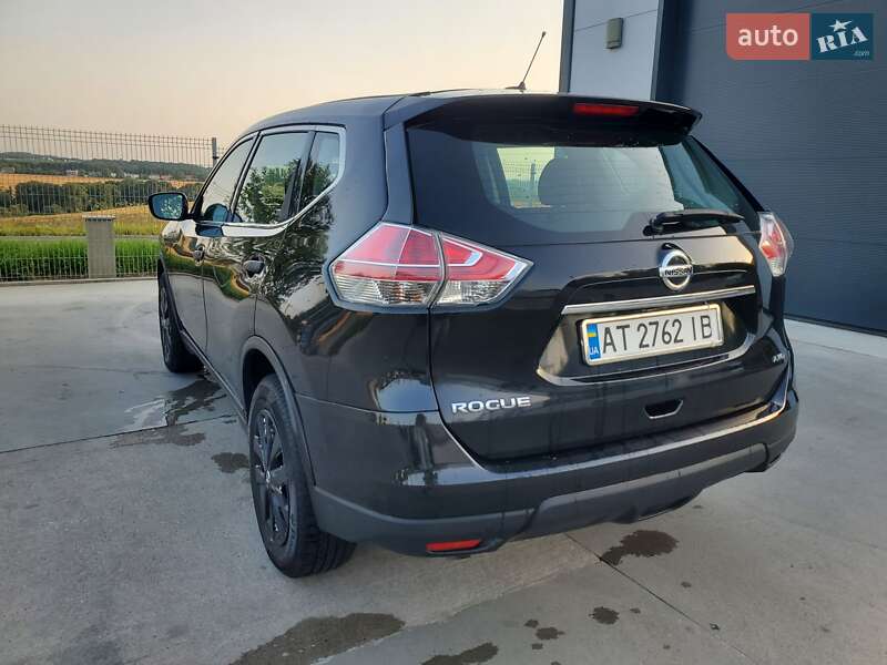 Позашляховик / Кросовер Nissan Rogue 2016 в Надвірній
