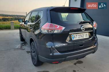 Внедорожник / Кроссовер Nissan Rogue 2016 в 