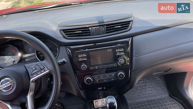 Позашляховик / Кросовер Nissan Rogue 2016 в Дніпрі