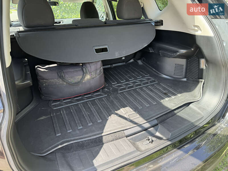 Внедорожник / Кроссовер Nissan Rogue 2016 в Нежине фото 18 Внедорожник / Кроссовер Nissan Rogue 2016 в Нежине