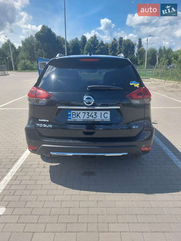 Позашляховик / Кросовер Nissan Rogue 2019 в Дубні