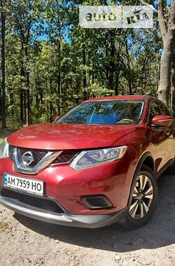 Внедорожник / Кроссовер Nissan Rogue 2014 в Житомире