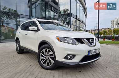 Внедорожник / Кроссовер Nissan Rogue 2014 в Ужгороде