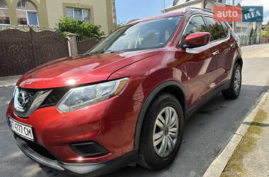 Внедорожник / Кроссовер Nissan Rogue 2016 в 
