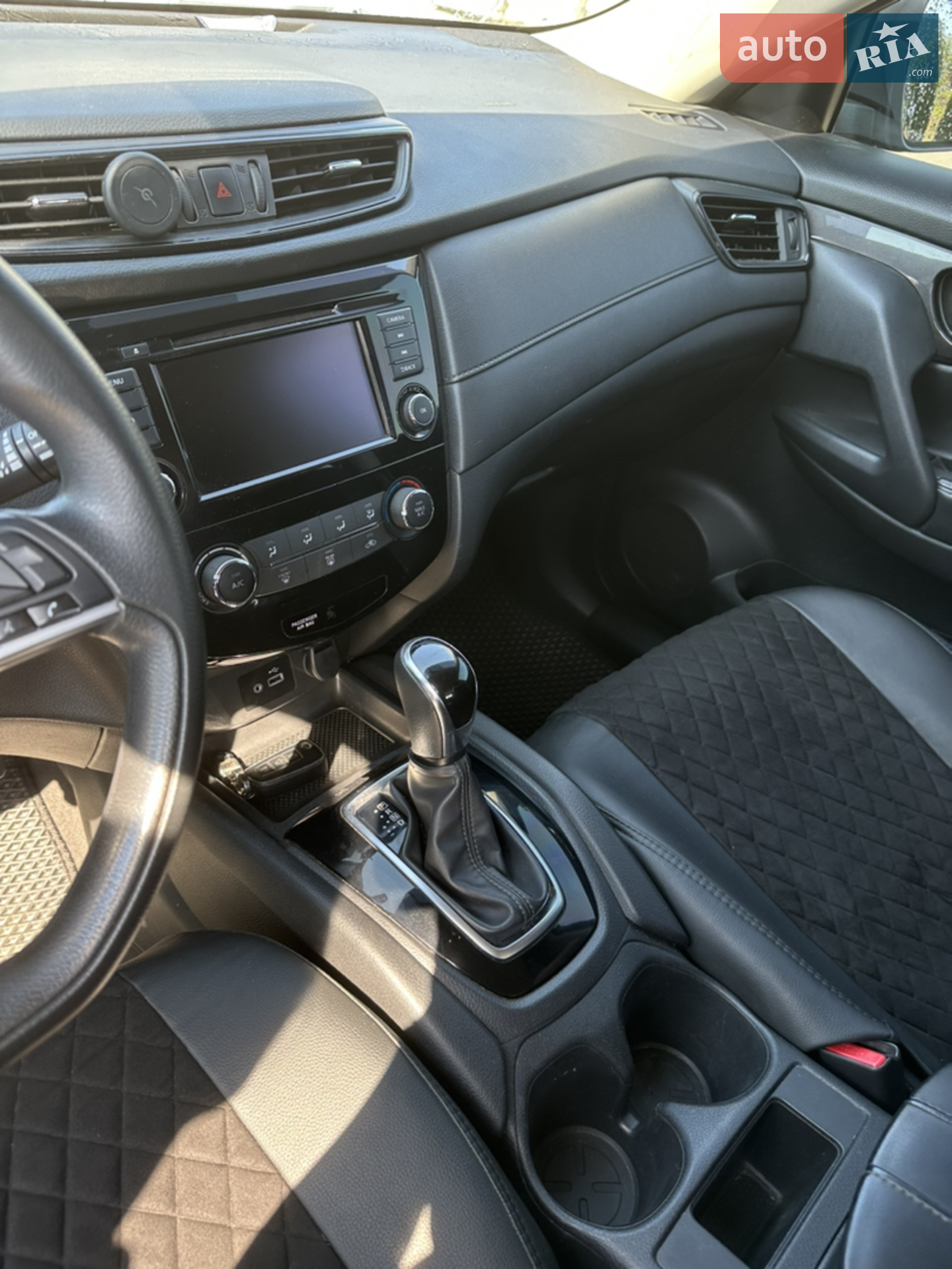 2017 Nissan Rogue - мініатюра 6