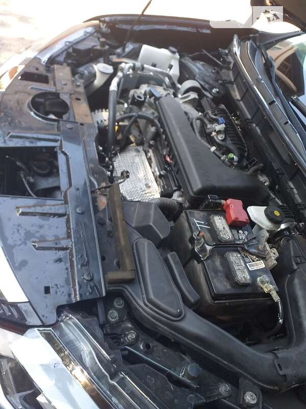 Позашляховик / Кросовер Nissan Rogue 2016 в Івано-Франківську