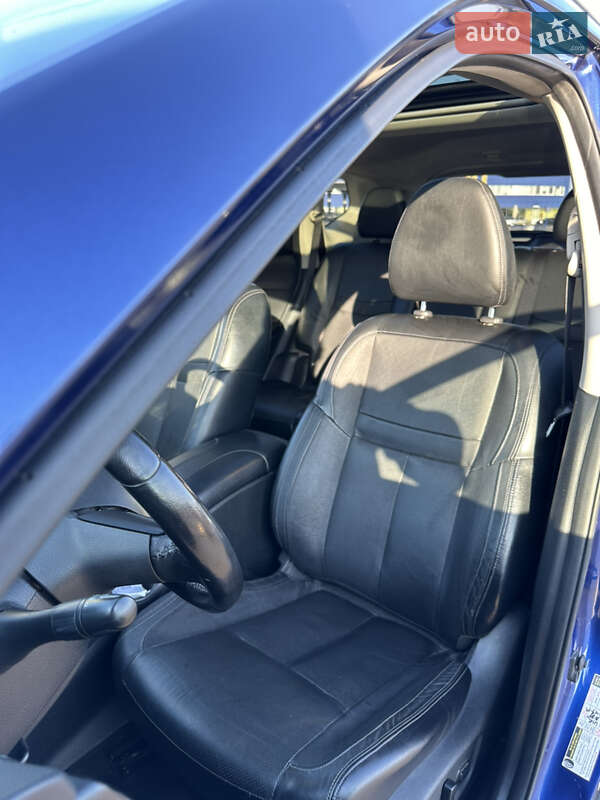 Внедорожник / Кроссовер Nissan Rogue 2018 в Киеве