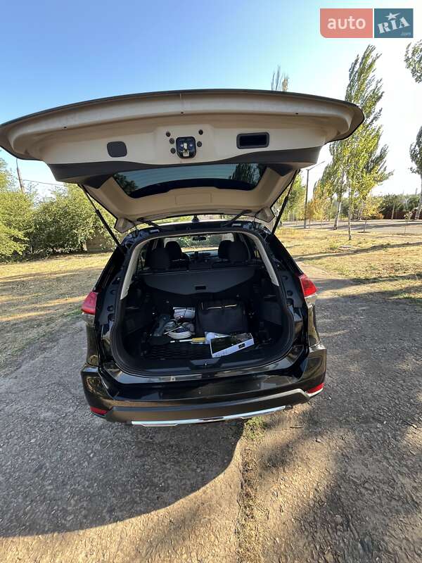 Позашляховик / Кросовер Nissan Rogue 2016 в Кривому Розі фото 15 Позашляховик / Кросовер Nissan Rogue 2016 в Кривому Розі