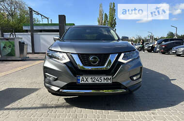 Позашляховик / Кросовер Nissan Rogue 2018 в Харкові