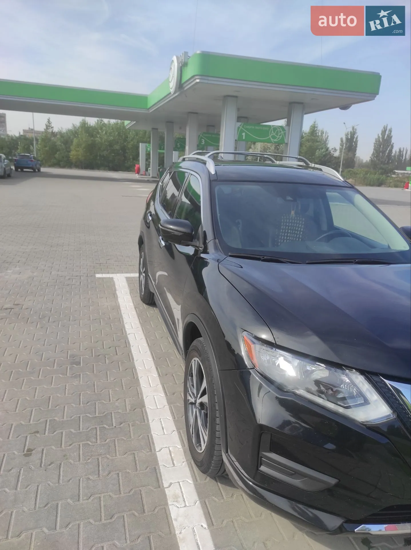 2018 Nissan Rogue - мініатюра 3