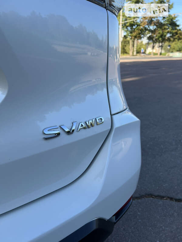 Позашляховик / Кросовер Nissan Rogue 2017 в Житомирі