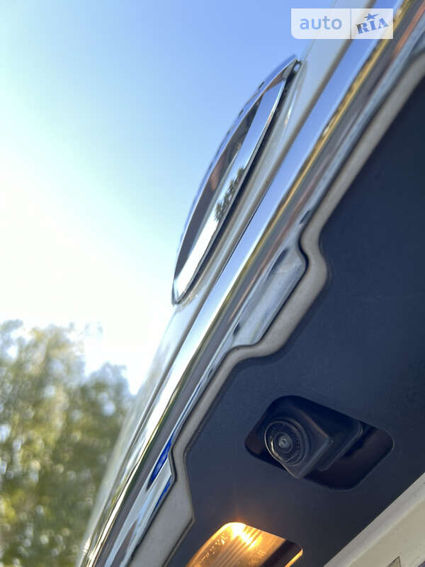 Позашляховик / Кросовер Nissan Rogue 2017 в Житомирі