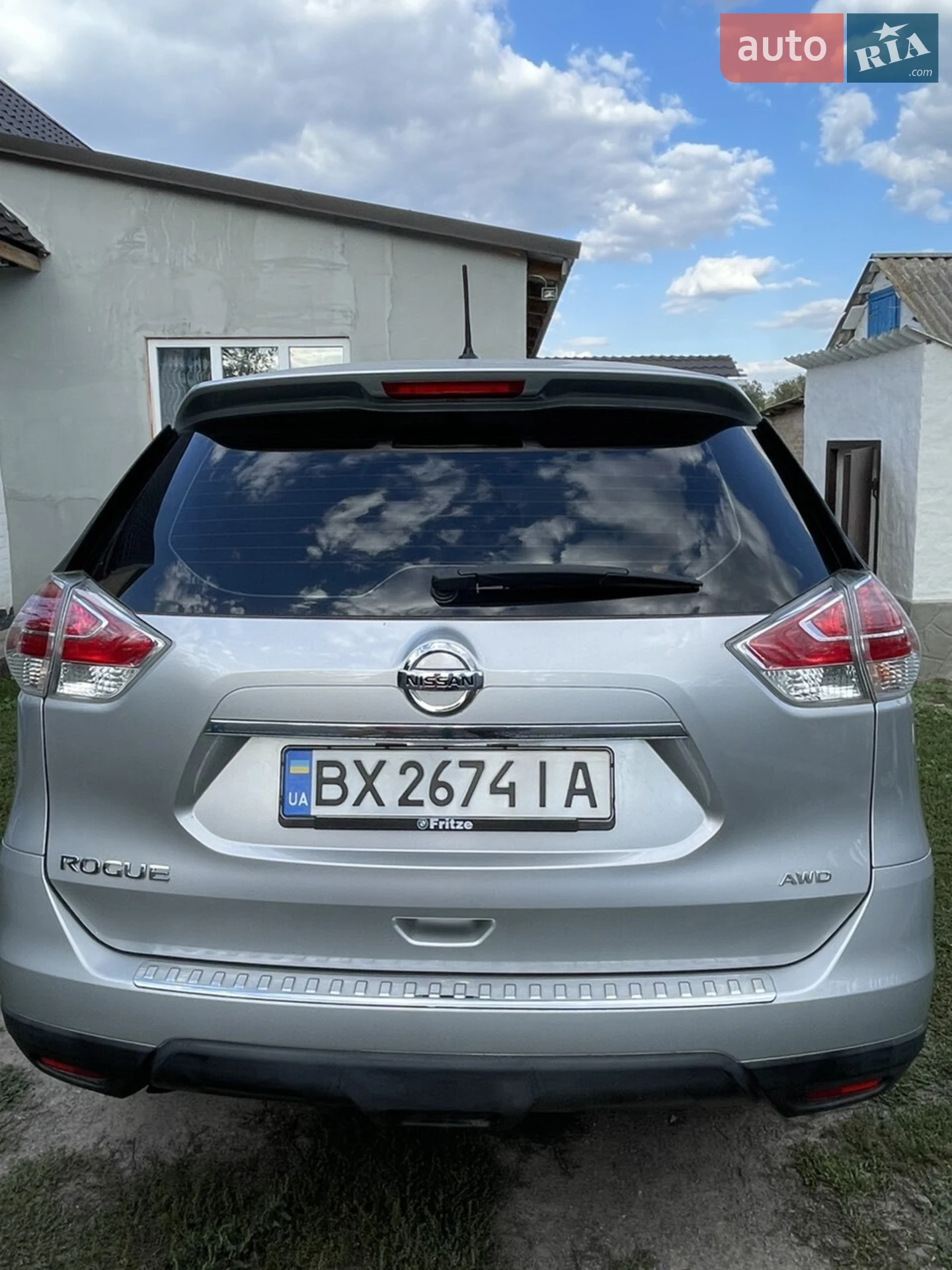 2016 Nissan Rogue - мініатюра 2