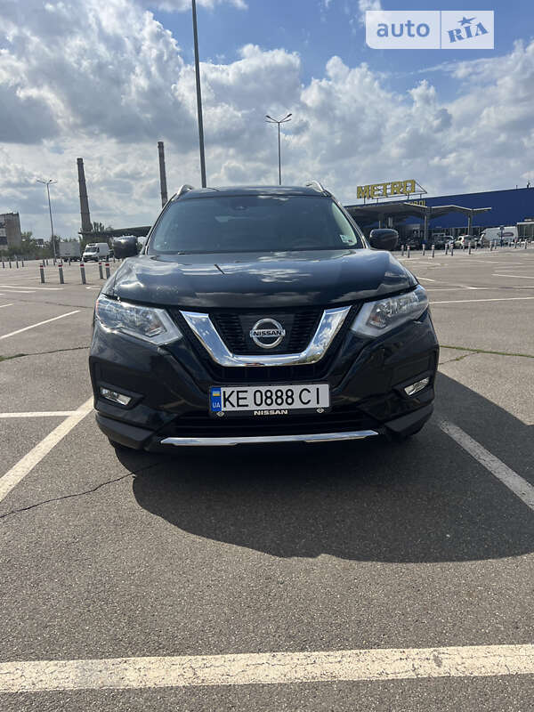 Внедорожник / Кроссовер Nissan Rogue 2019 в Кривом Роге