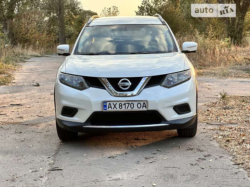 Внедорожник / Кроссовер Nissan Rogue 2014 в Краснограде