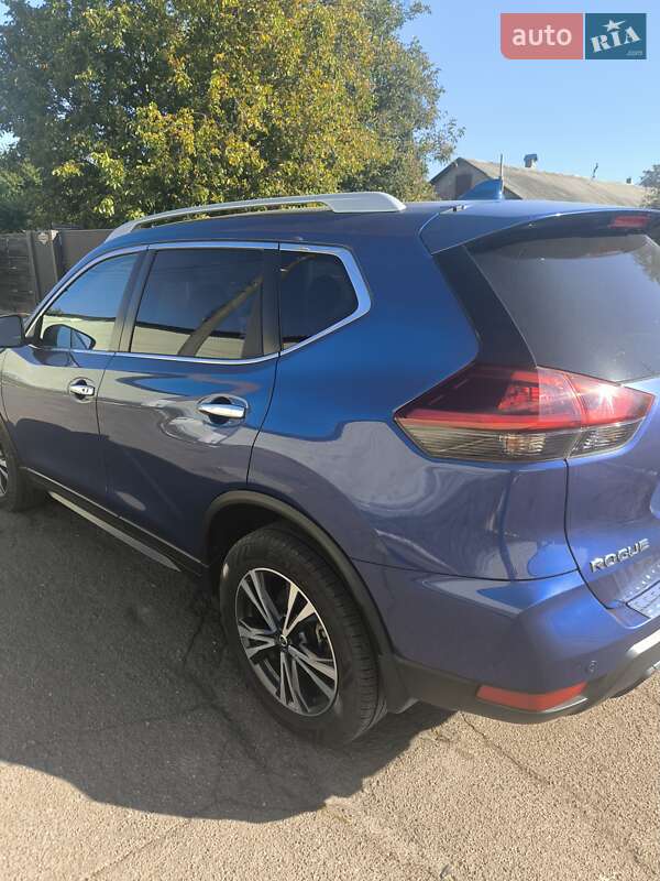 Позашляховик / Кросовер Nissan Rogue 2020 в Немішаєве