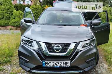 Внедорожник / Кроссовер Nissan Rogue 2017 в Дрогобыче