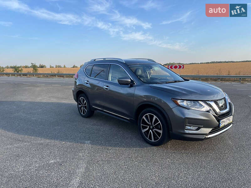 Внедорожник / Кроссовер Nissan Rogue 2019 в Ромнах