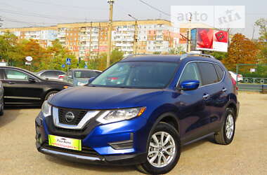 Внедорожник / Кроссовер Nissan Rogue 2018 в Кропивницком