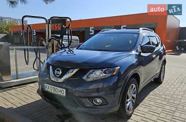 Внедорожник / Кроссовер Nissan Rogue 2015 в 