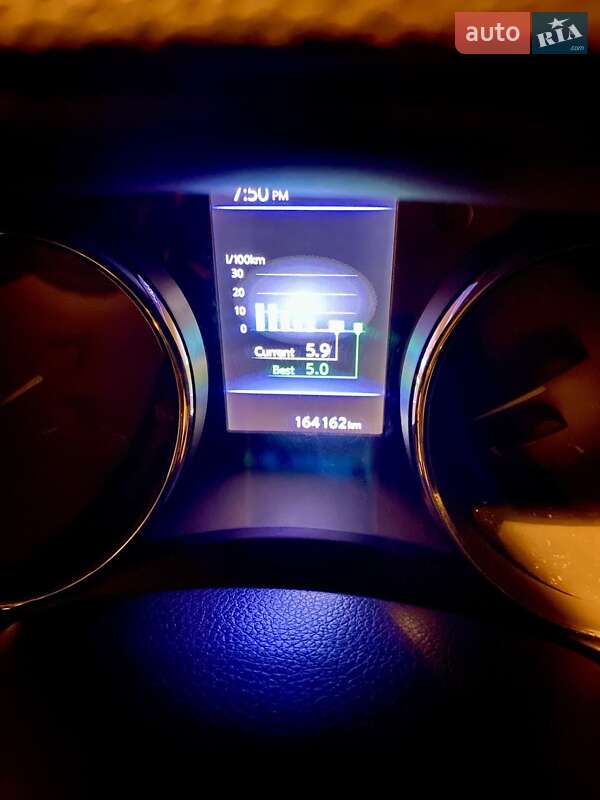 Позашляховик / Кросовер Nissan Rogue 2018 в Львові